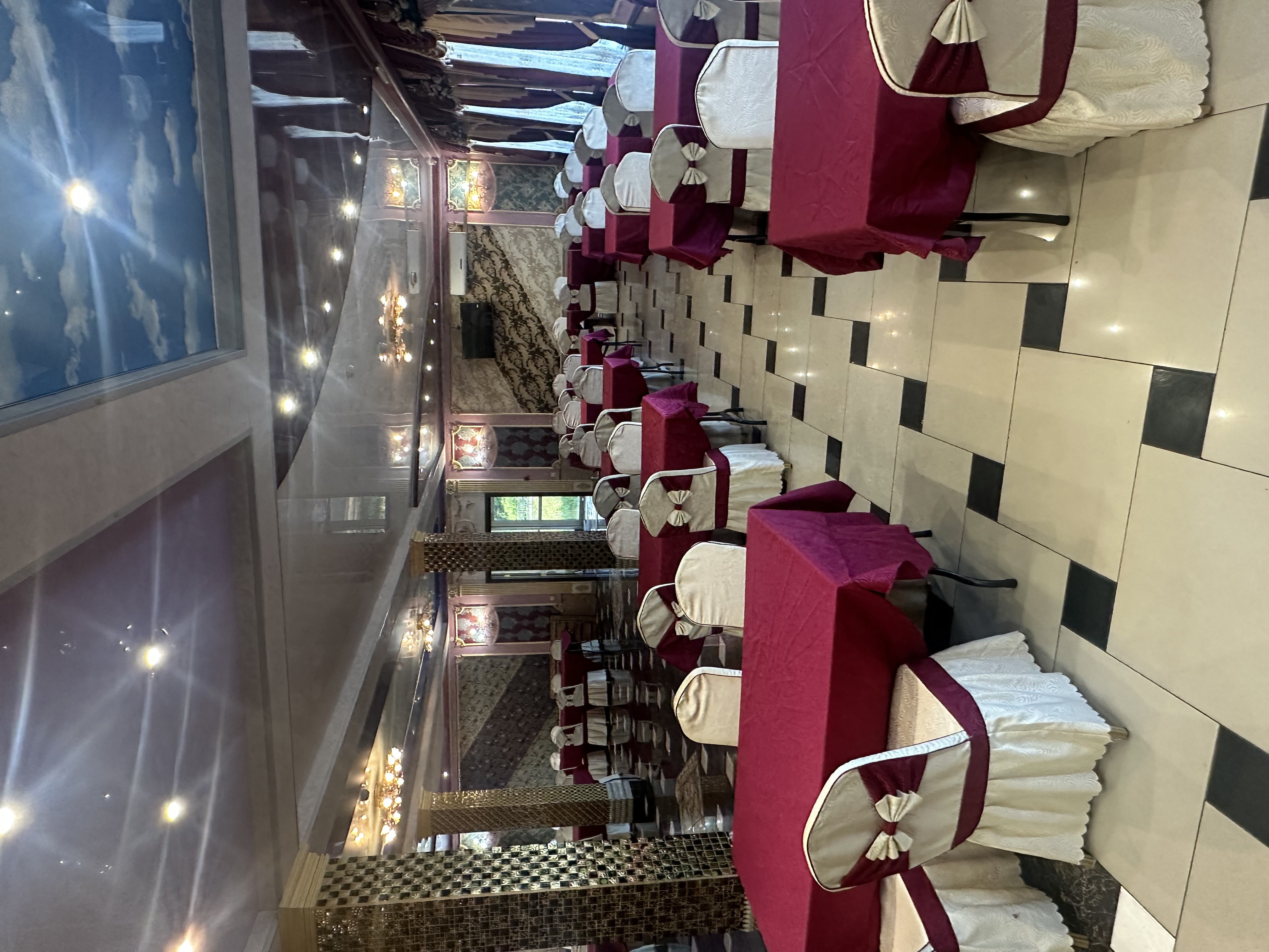 слайд галереи ресторана