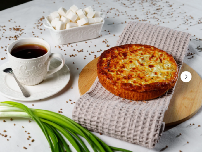 Киш с яйцом и зеленым луком