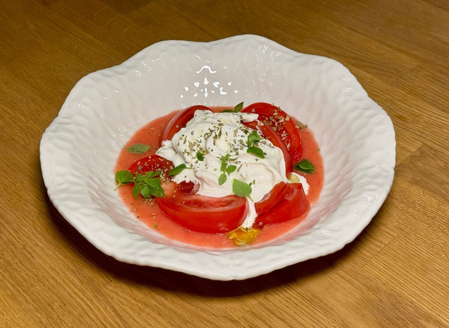 Томаты узбекские с страчателлой