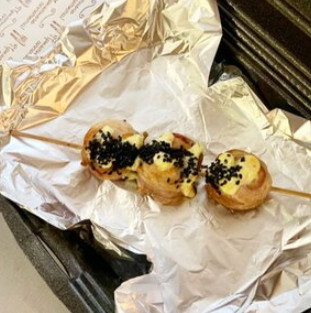 Шашлычок куриный в беконе на шпажке
