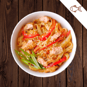 Wok-лапша “Удон” с лососем