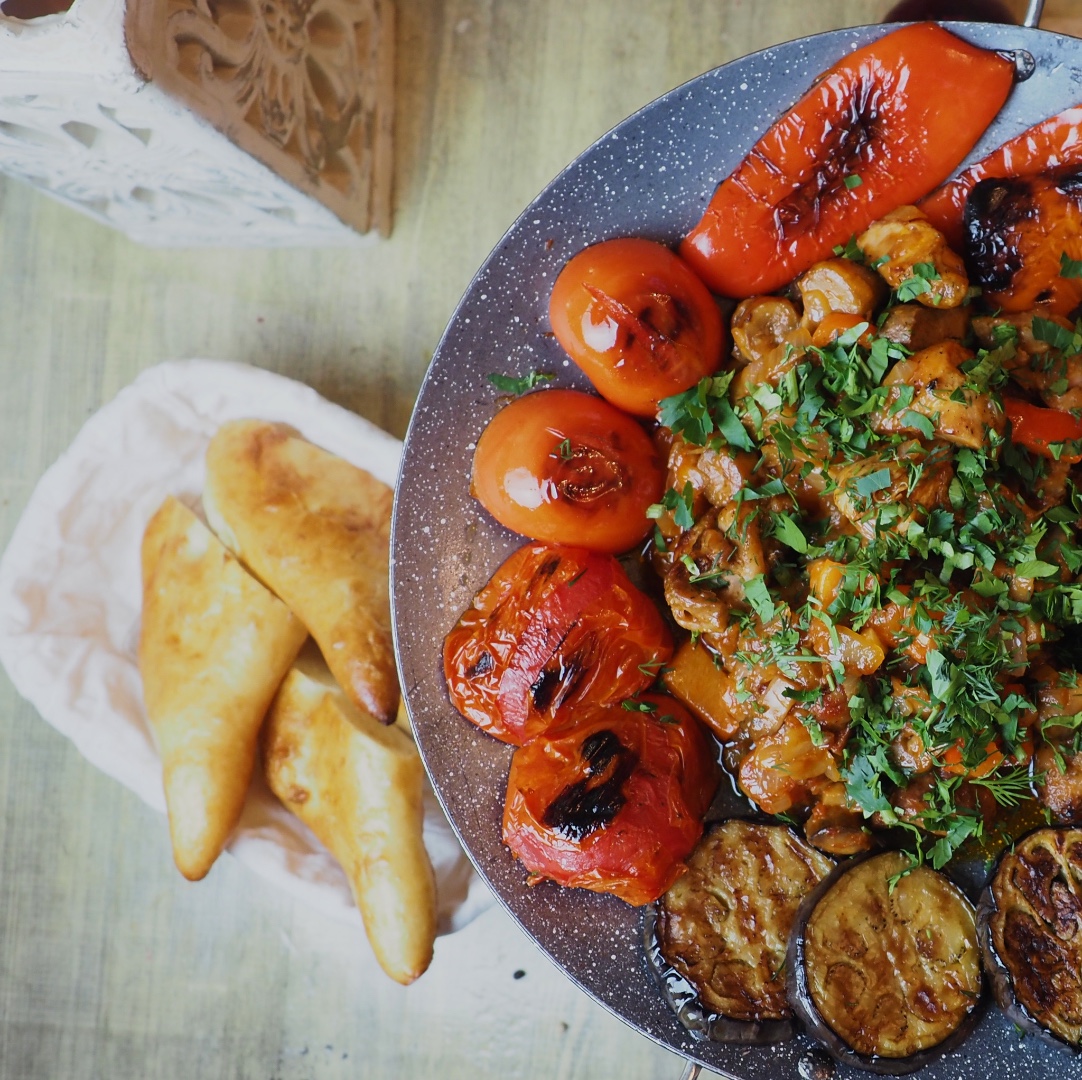 Садж из курицы на 2 персоны