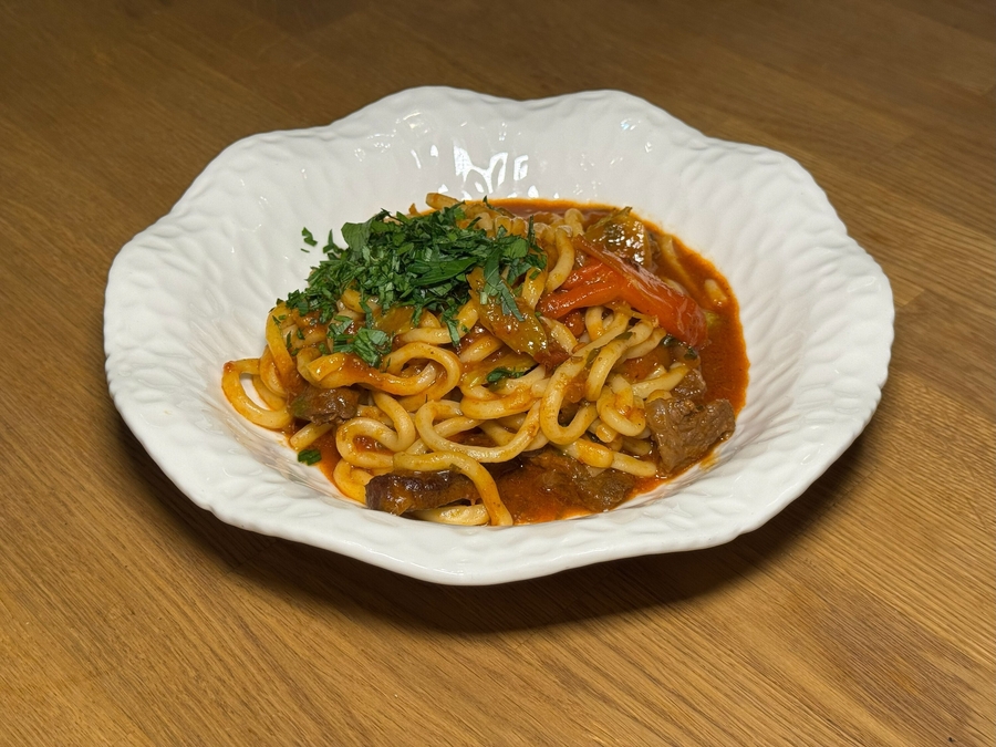 Лагман с говядиной и овощами