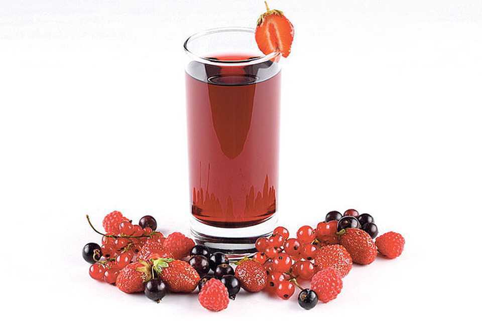 Напиток из ягодного микса