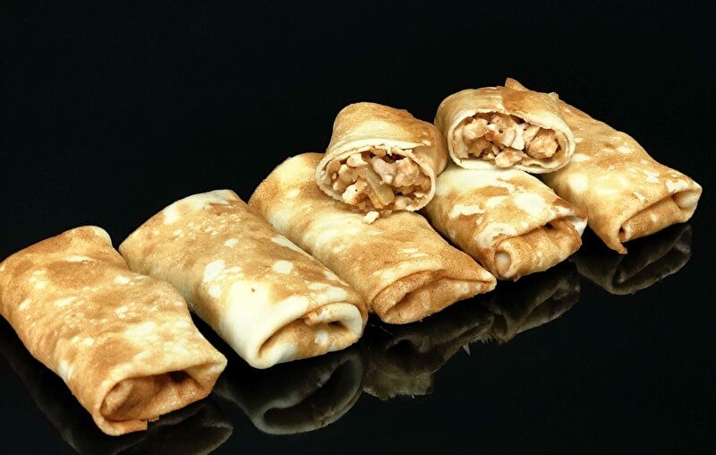 Блинчики с куриным фаршем 6 шт.
