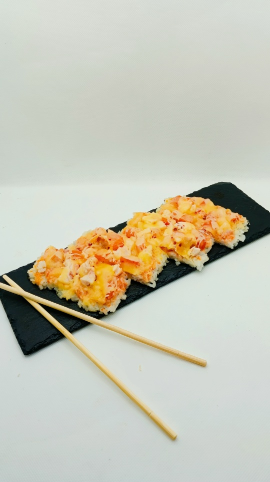 Японская пицца с беконом