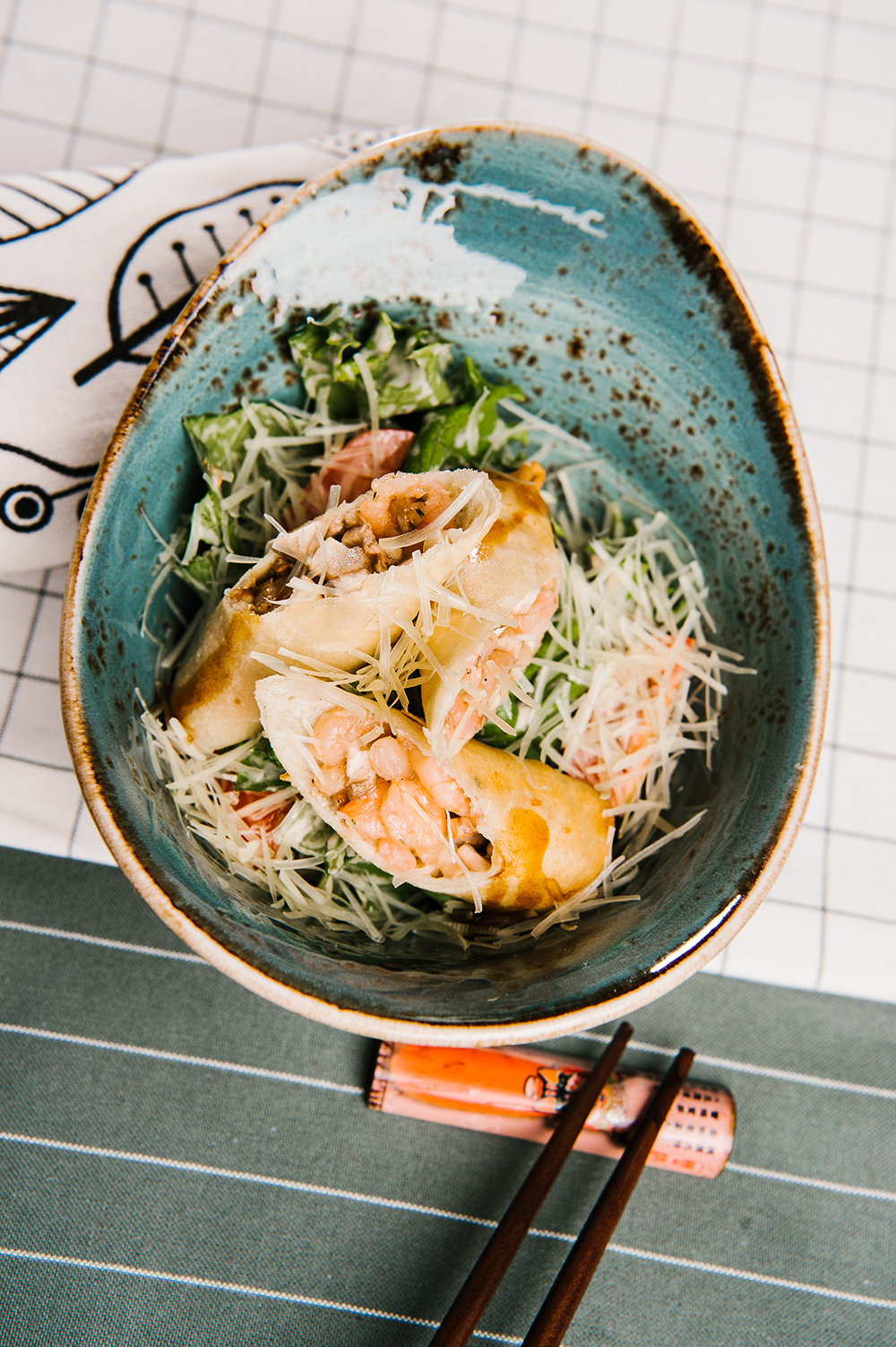 Цезарь с креветками по-японски