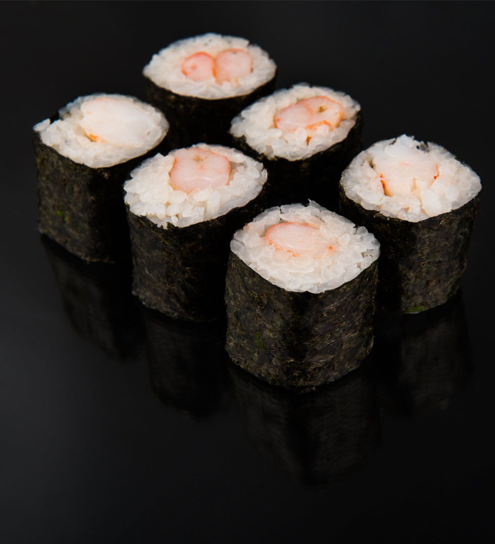 Ролл с тигровой креветкой