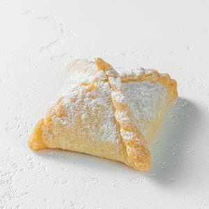 Шарлотка  яблоком и корицей