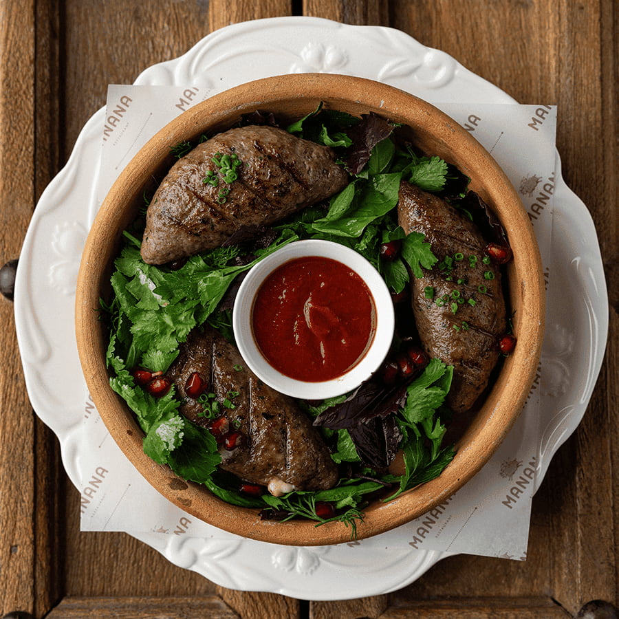 Кюфта с сыром, соус сацебели