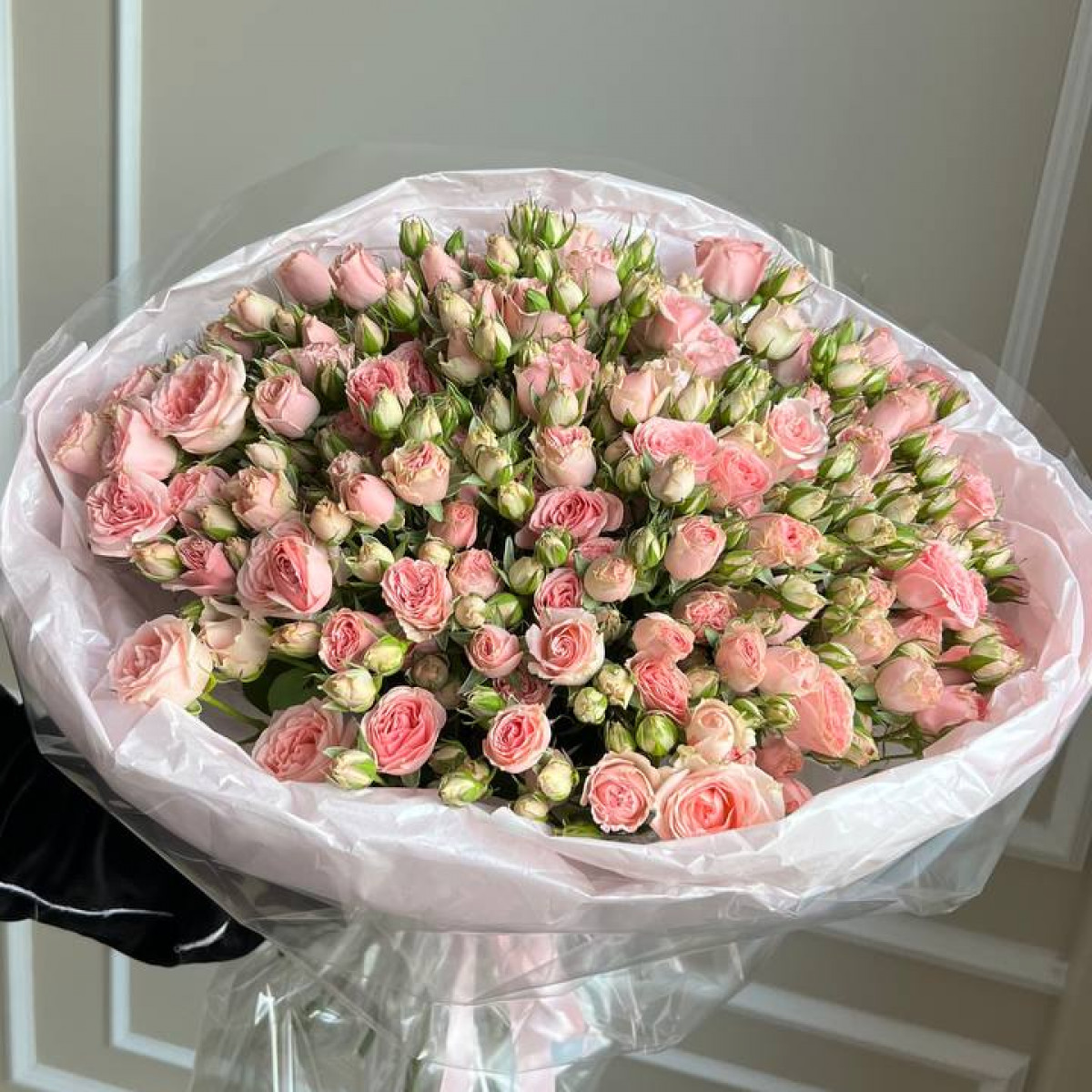 Моно букет из кустовых роз 21 (предзаказ)