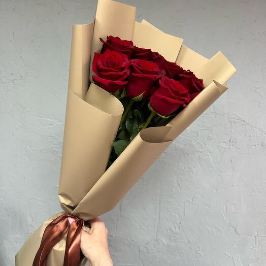 Букет красных роз