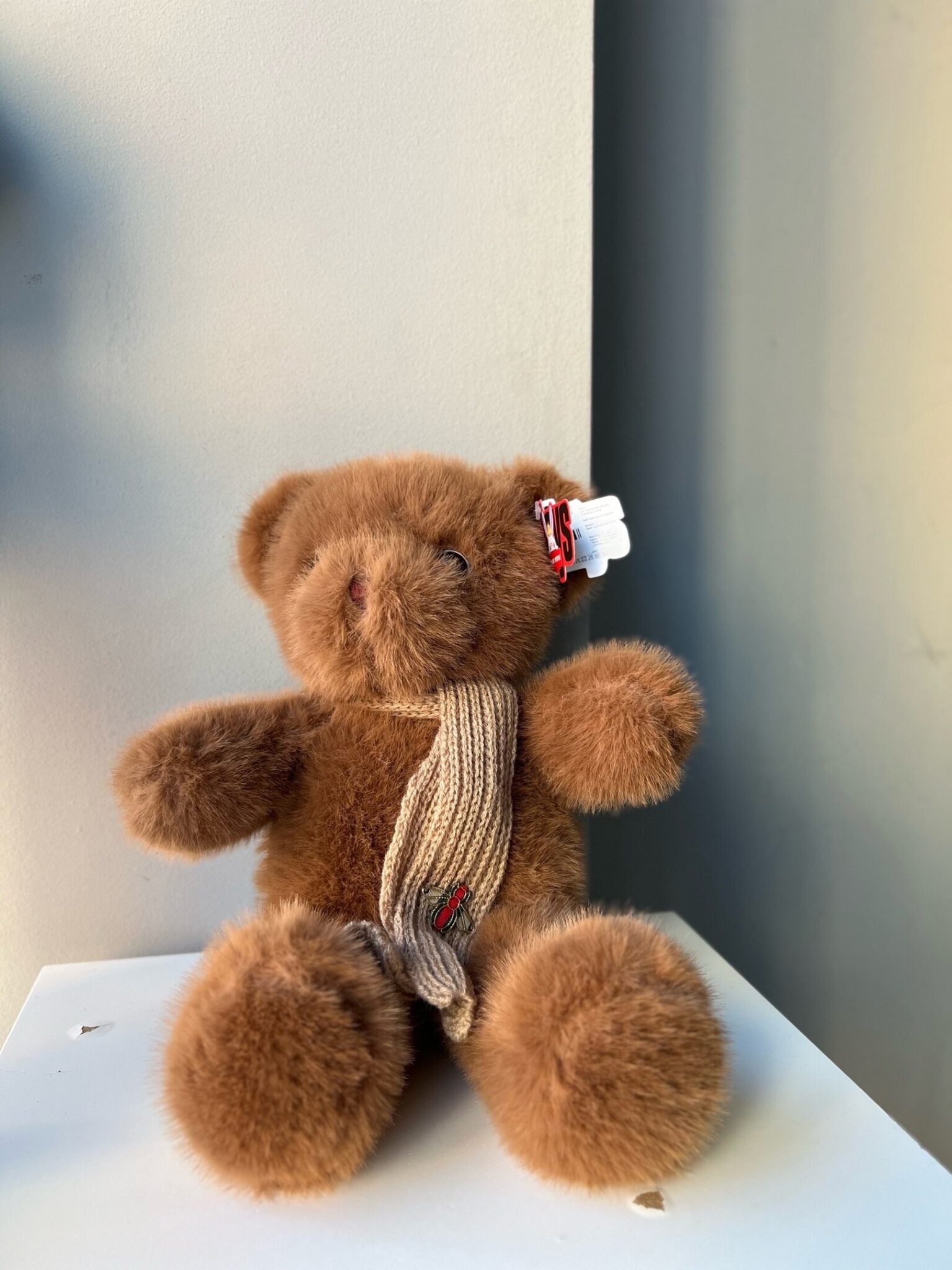 Игрушка мишка-норка с шарфиком 6023