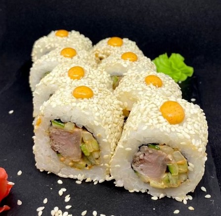 Острый с угрем