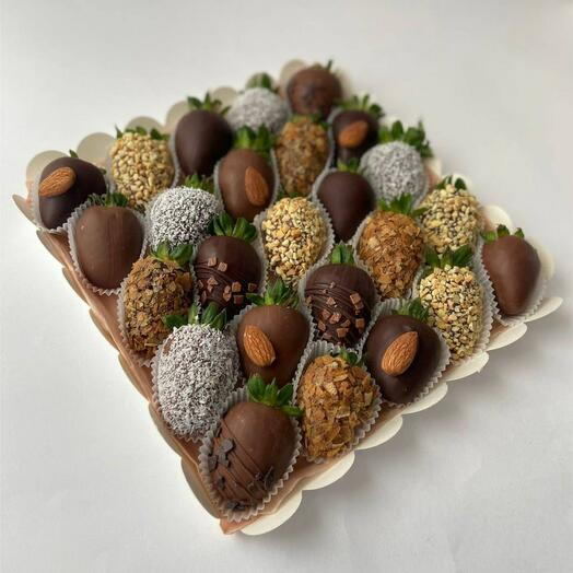 Клубника в шоколаде "С любовью из Казани" (№ 5)