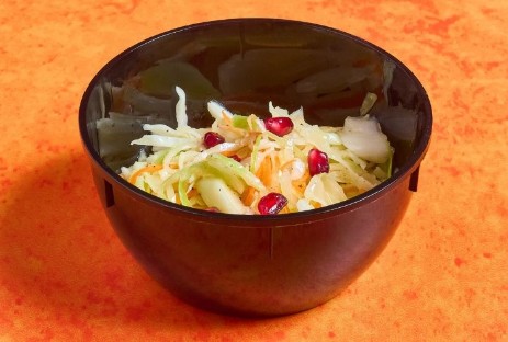 Салат из капусты с гранатом