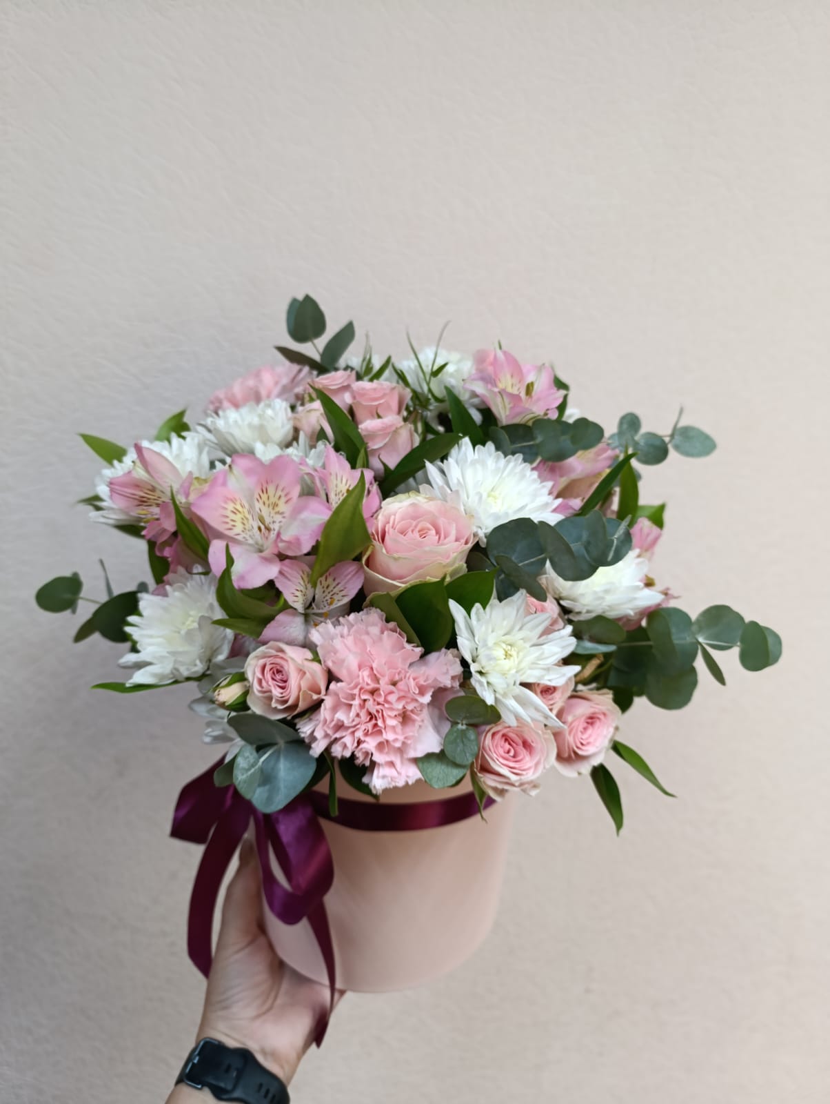 Цветы в коробке "Розовое утро"