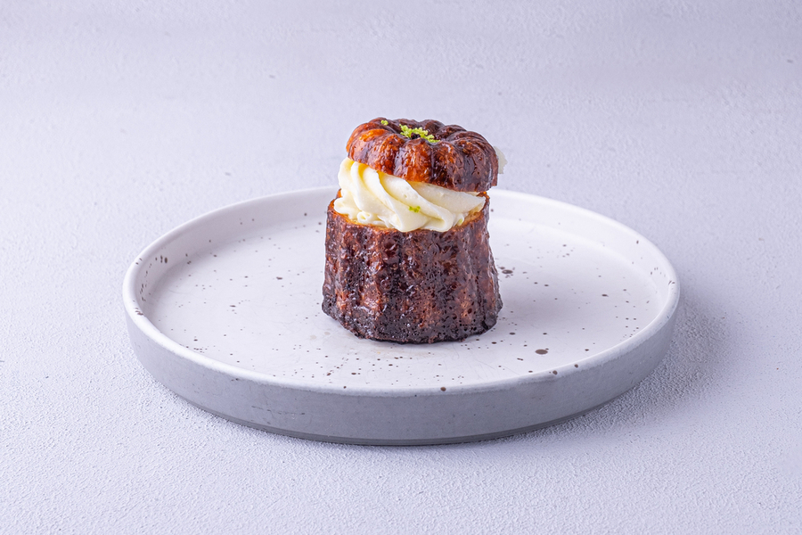 Канеле с лаймовым кремом