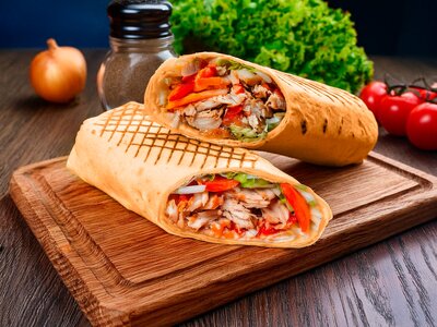 Шаурма сырная с курицей