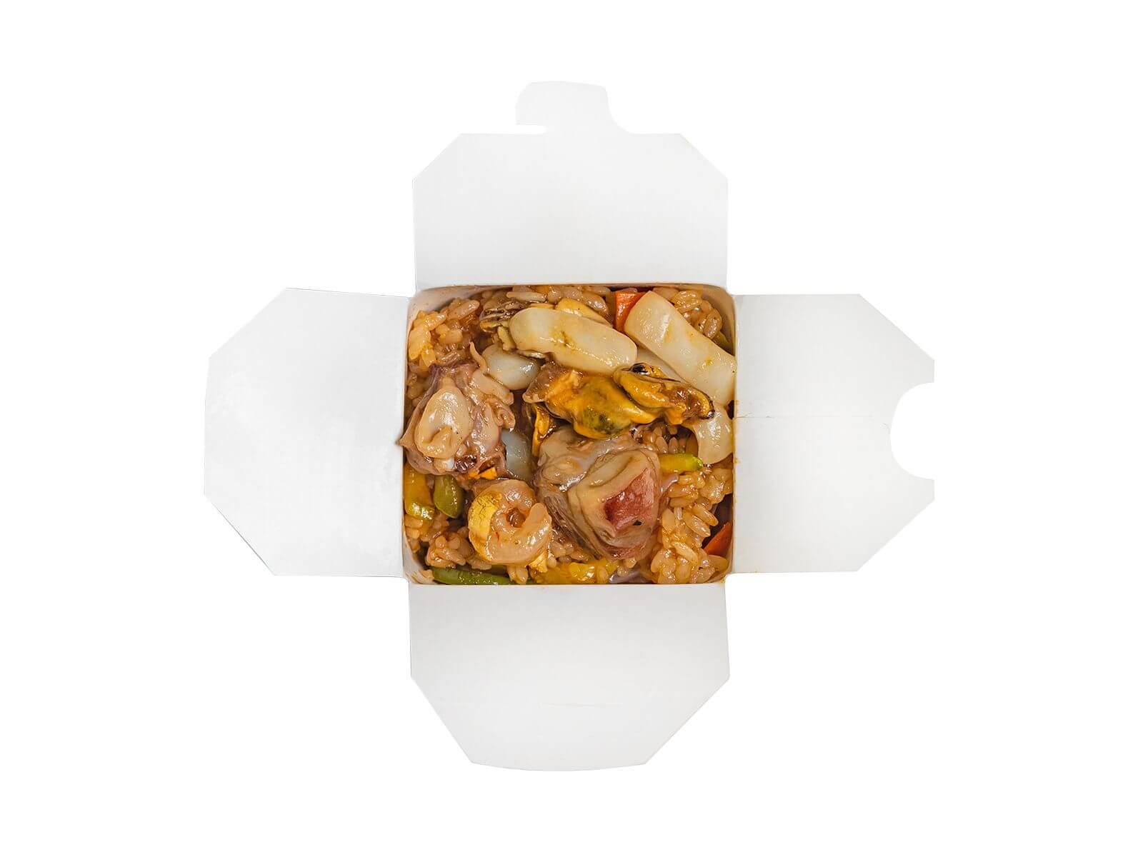 Вок морской коктейль с рисом и овощ.