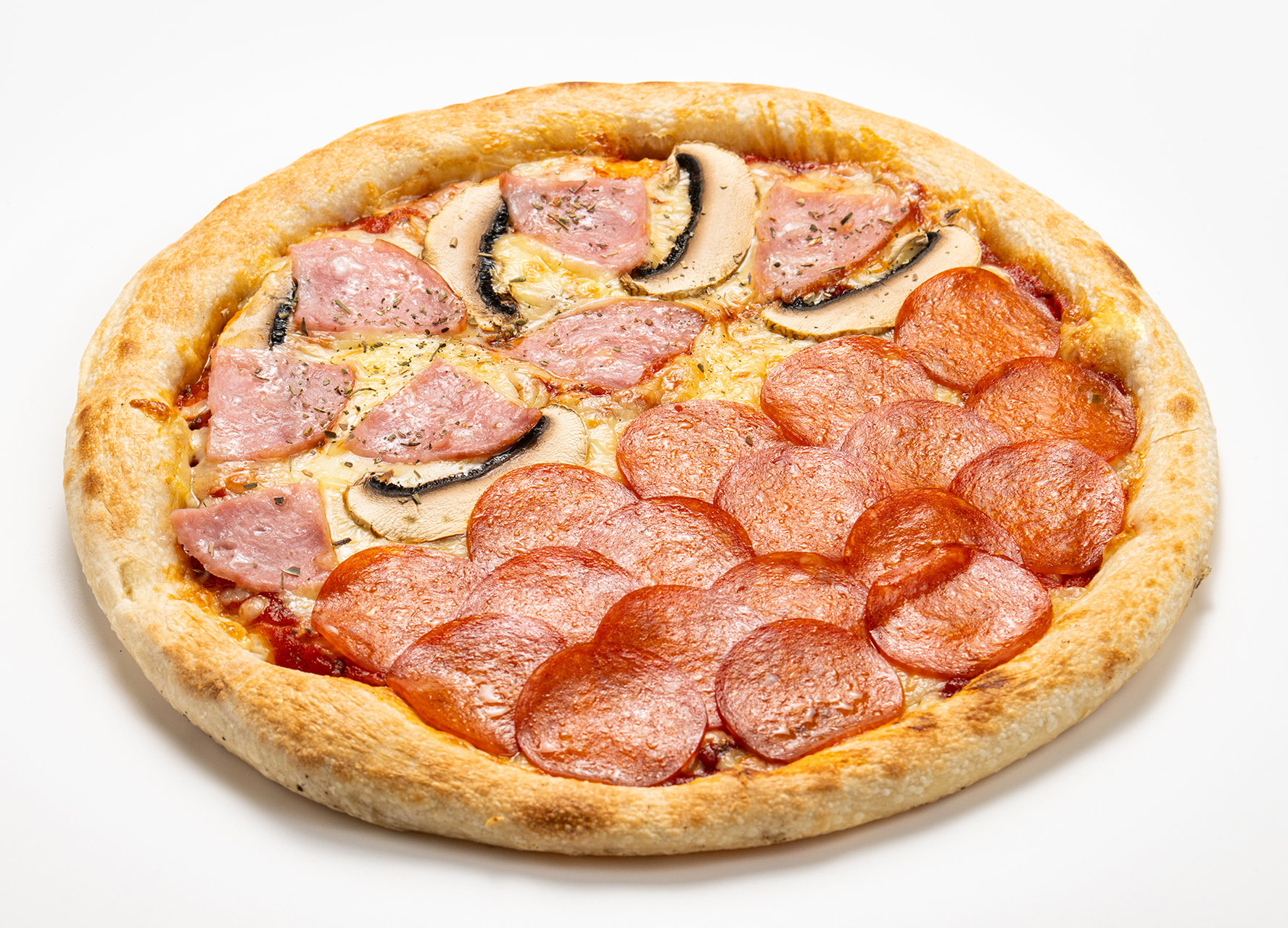 Пицца 2 в 1: Пепперони и Прошутто Фунги 30 см на тонком тесте