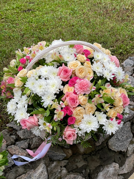 Корзина «Гимн любви»