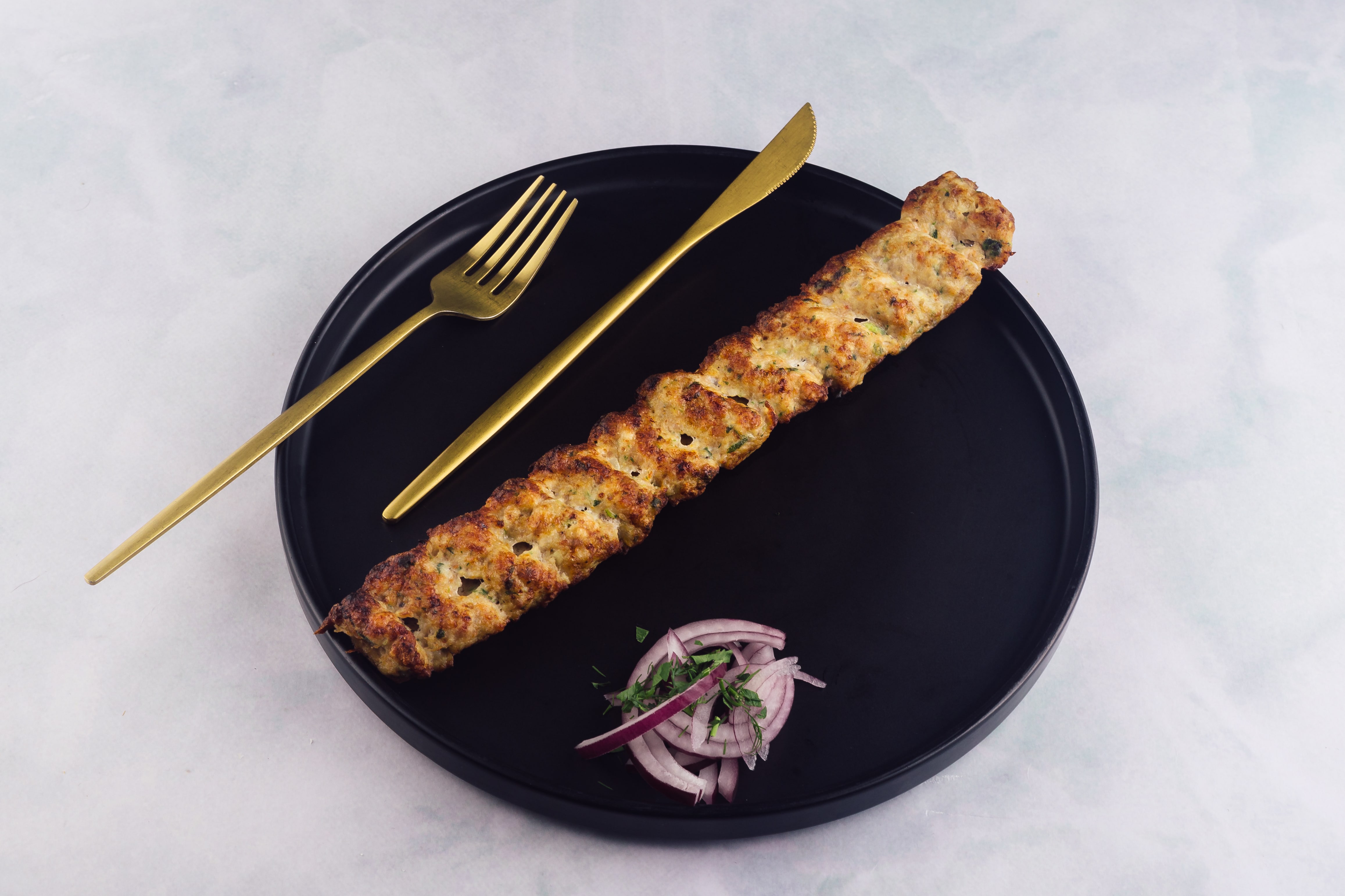 Люля-кебаб из курицы.