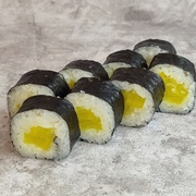 Ролл с такуаном