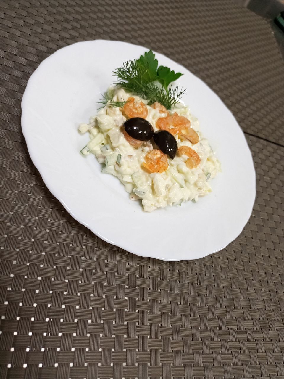 Салат из морепродуктов