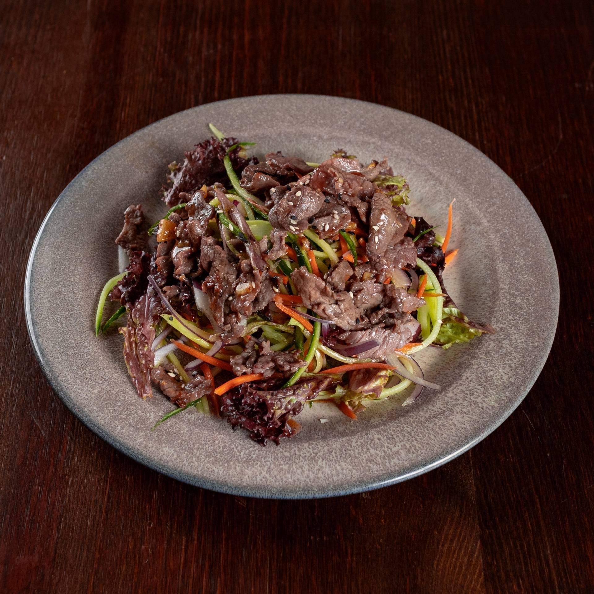 Салат с говядиной