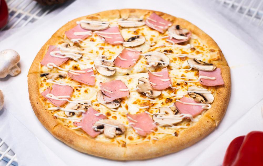 Пицца с Ветчиной и Грибами 26см
