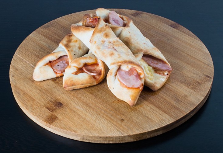 Рогалики с колбаской