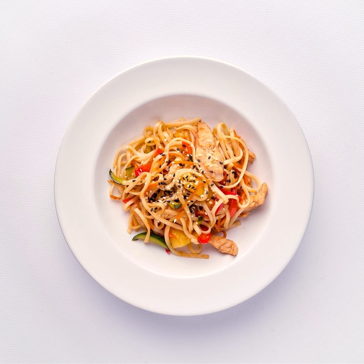 Цыпленок с ананасом