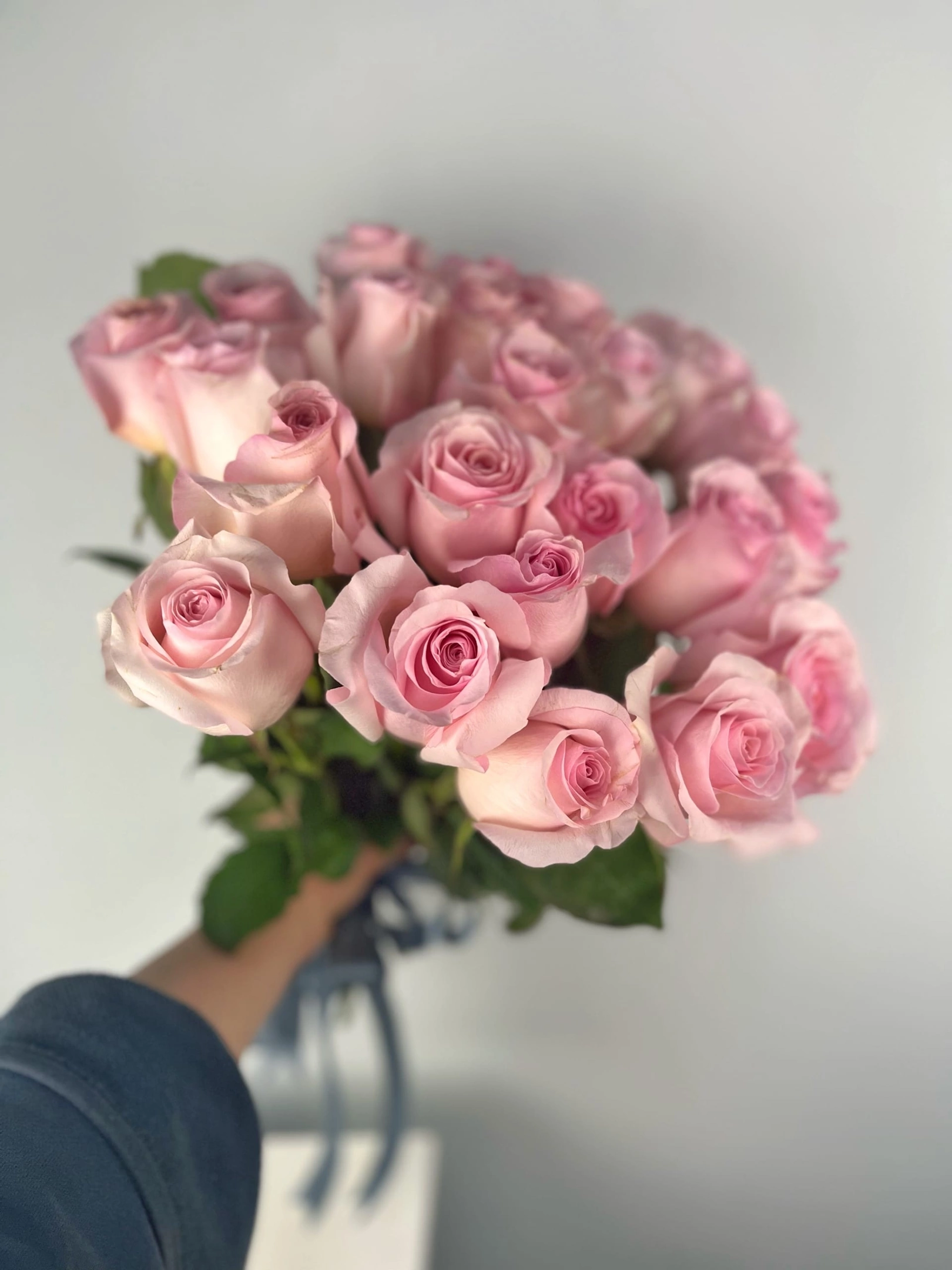 Моно букет из розовых роз