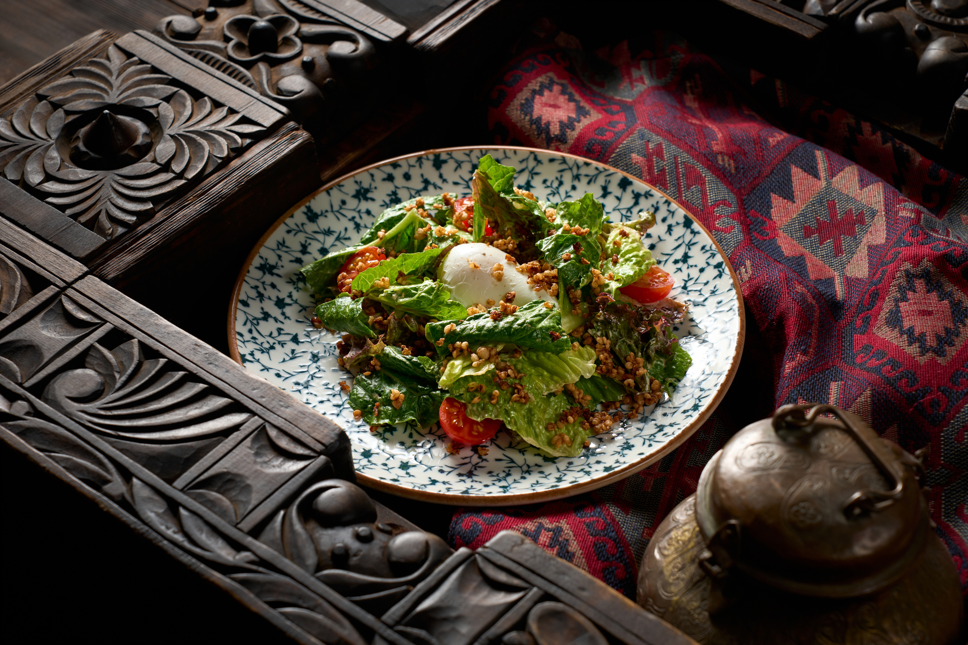 Салат со свининой BBQ