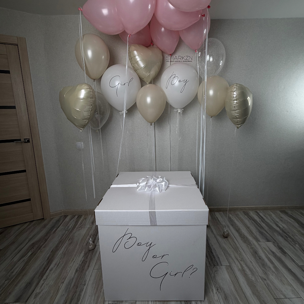 Коробка на гендер-пати, внутри 7 стандартных шаров нужного цвета, 10 шаров на гирьках