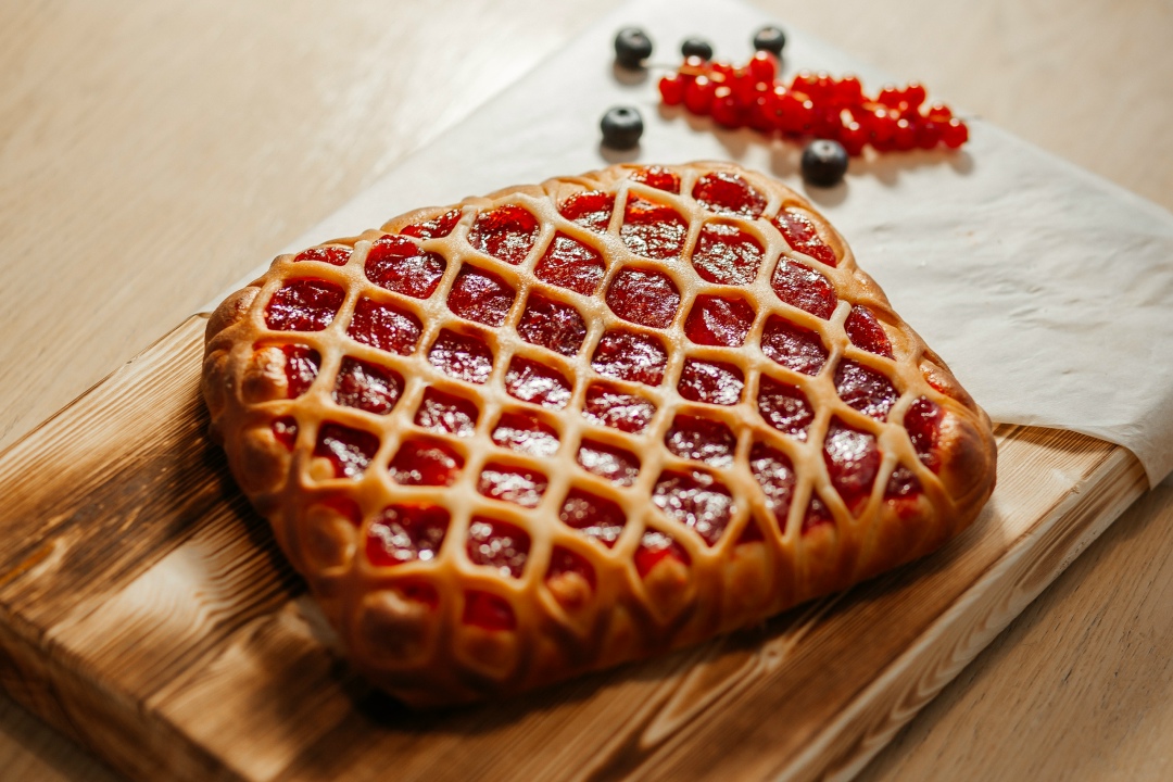 Пирог с клубникой