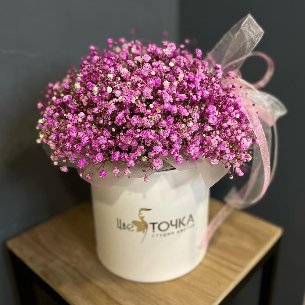 Гипсофила в шляпоной коробке