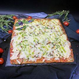 "Курочка Песто с плод.дер. Шинус" 30 см