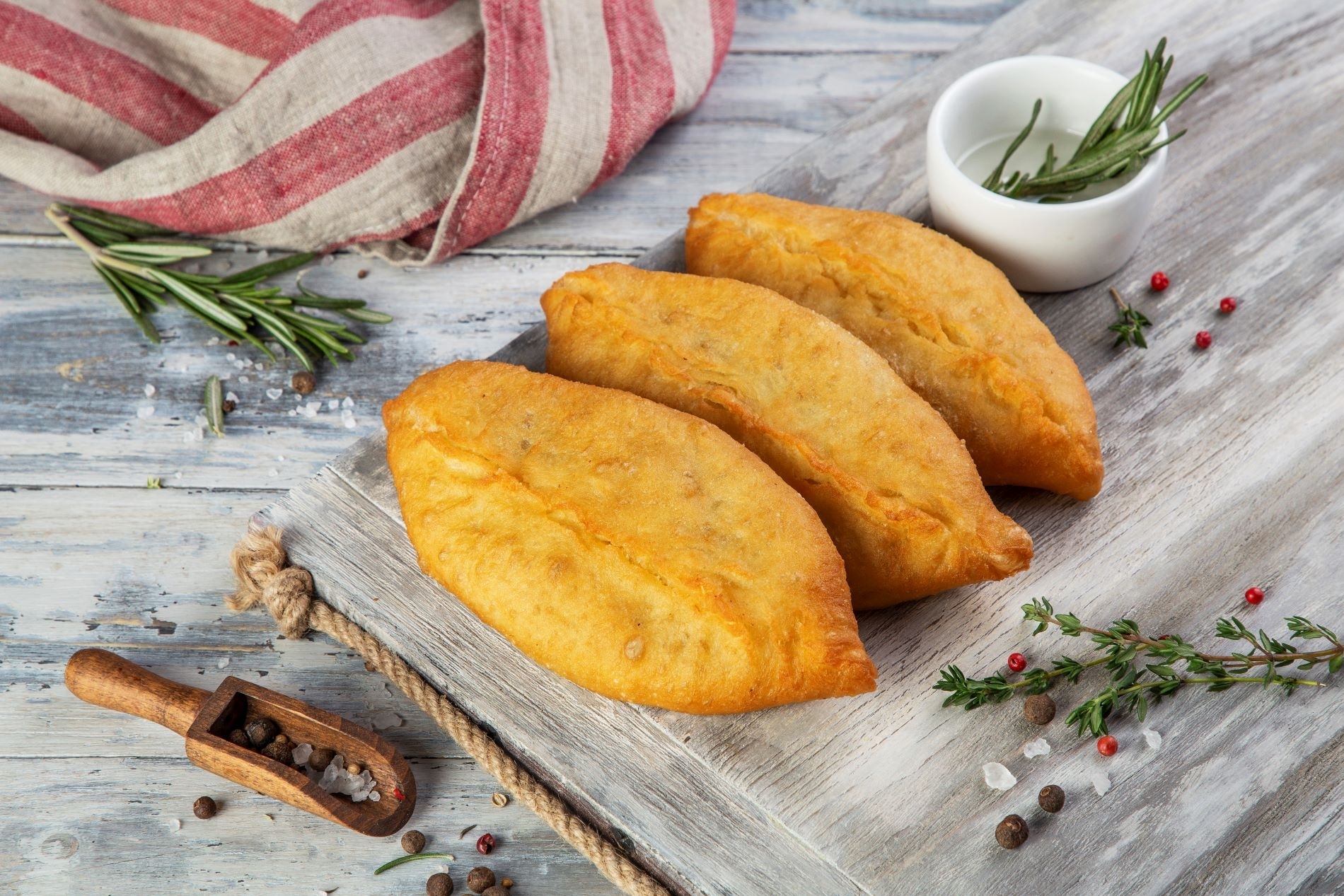 Пирожок с капустой