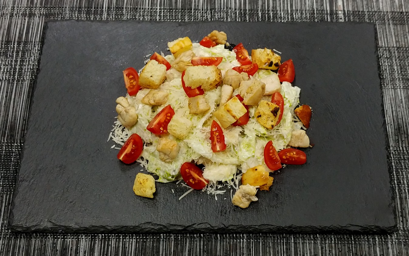 Цезарь с курицей