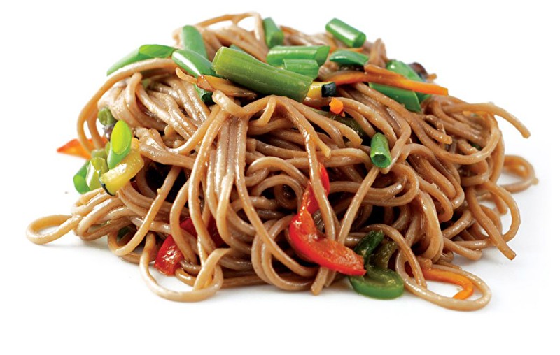 Соба Wok с курицей