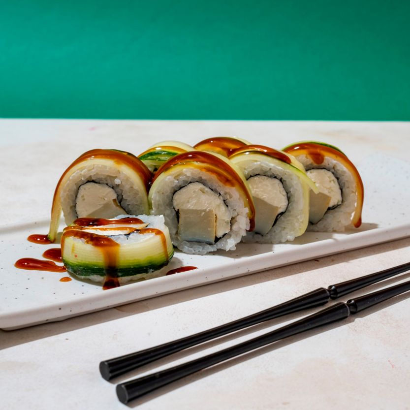 Грин ролл с кальмаром