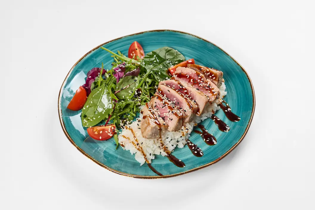 Тунец терияки с рисом