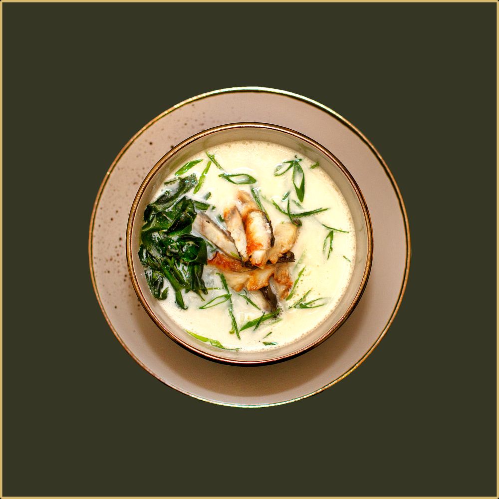 Суп Угорь сливочный