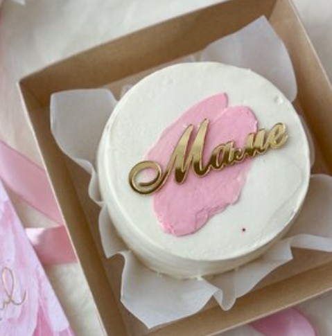 Бенто-торт маме золотой топпер