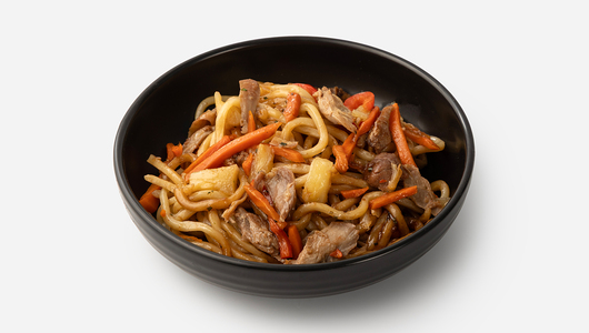 Вок с уткой, овощами и ананасом