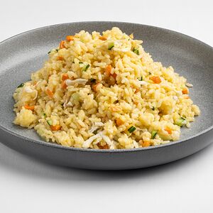 Рис с овощами и яйцом