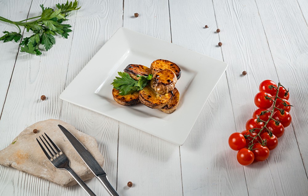 Картофель на мангале