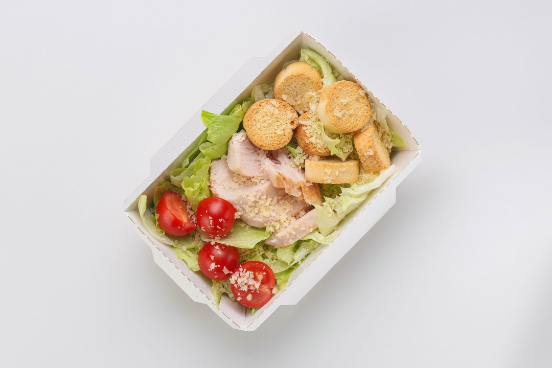 Цезарь с курицей